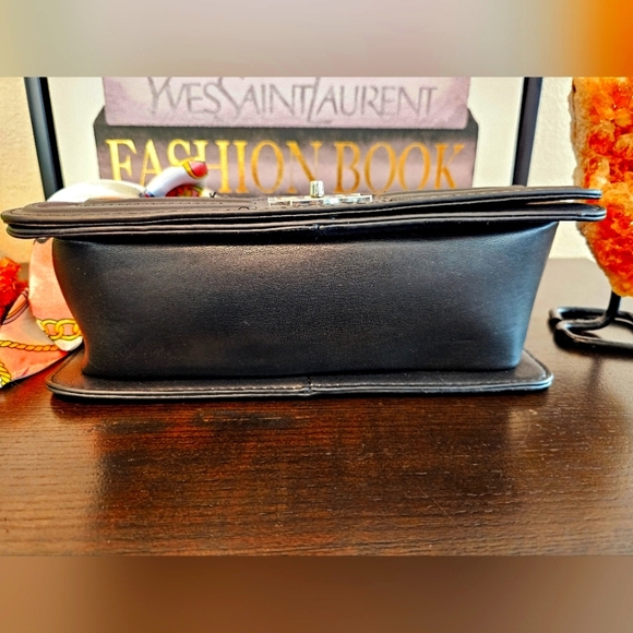 Badgley Mischka Black Quilted Denim Bag. - Picture 6 of 7